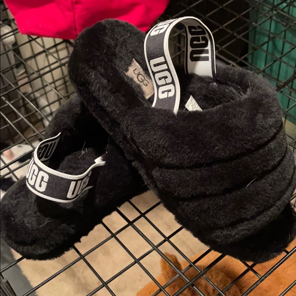 UGG slide slippers SIZE 8 Women’s
